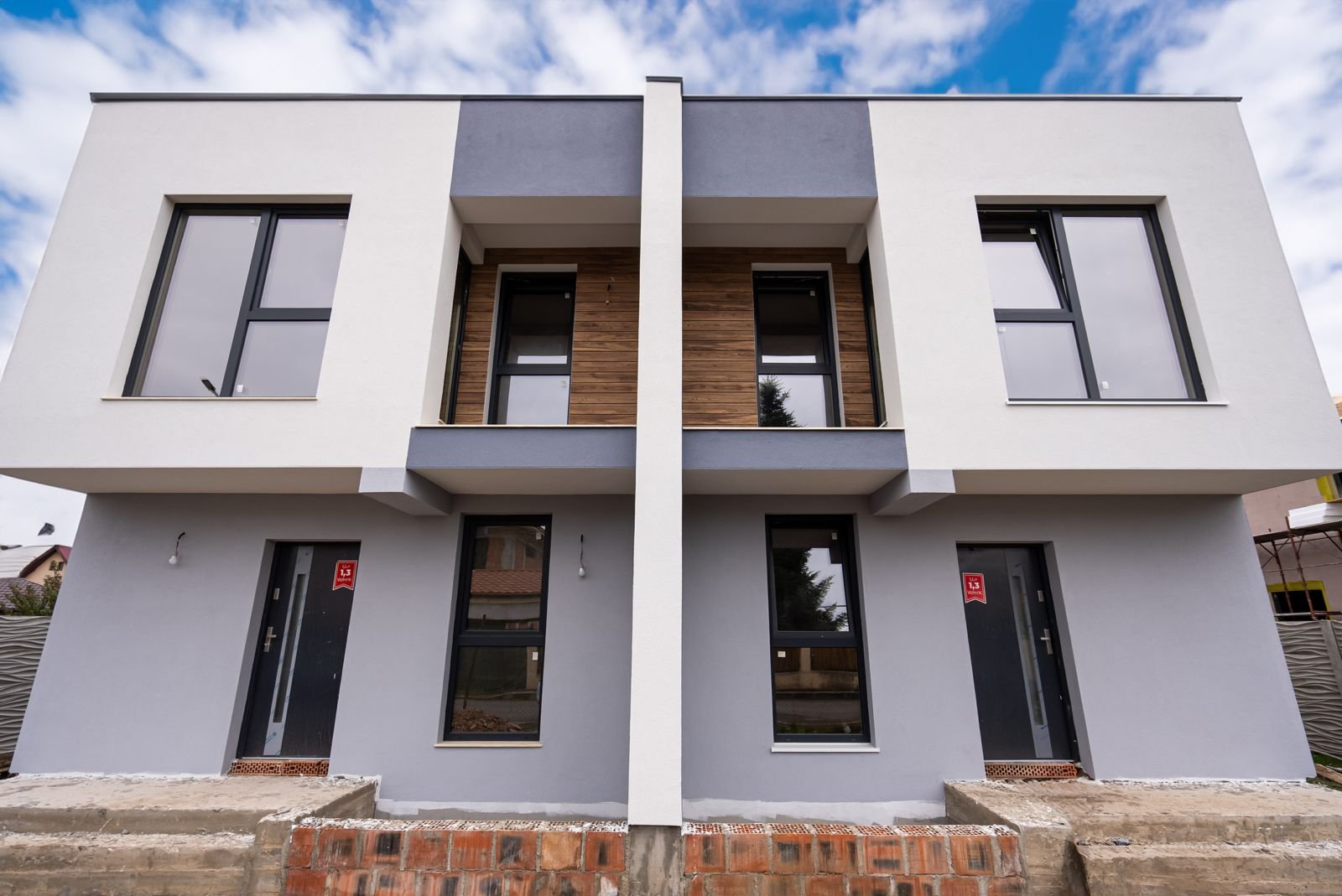 335b3ceb-8258-4706-a16b-8df541c2017b